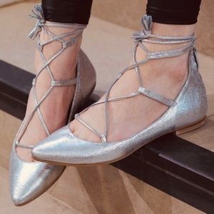 Boden Lillie Lace Up Flats Metallic Silver Size 7
